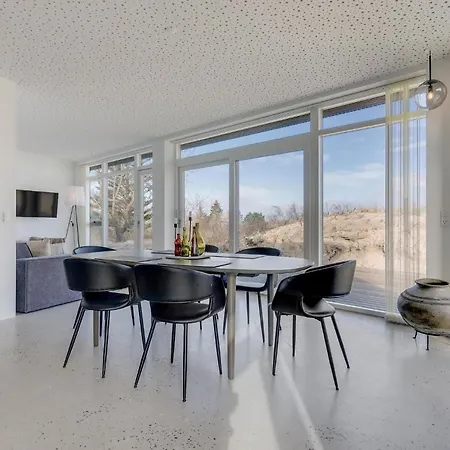 In With House Sea View Feriehus